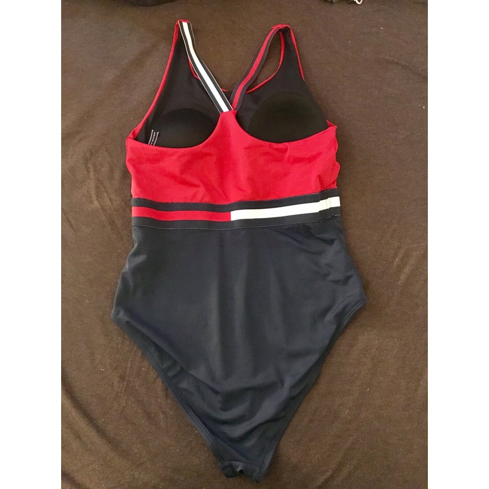 !!!!Sold!!!! Tommy Hilfiger Hanalei - Picture 3 of 3
